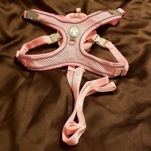 New with out tags little girl safety halter and lead